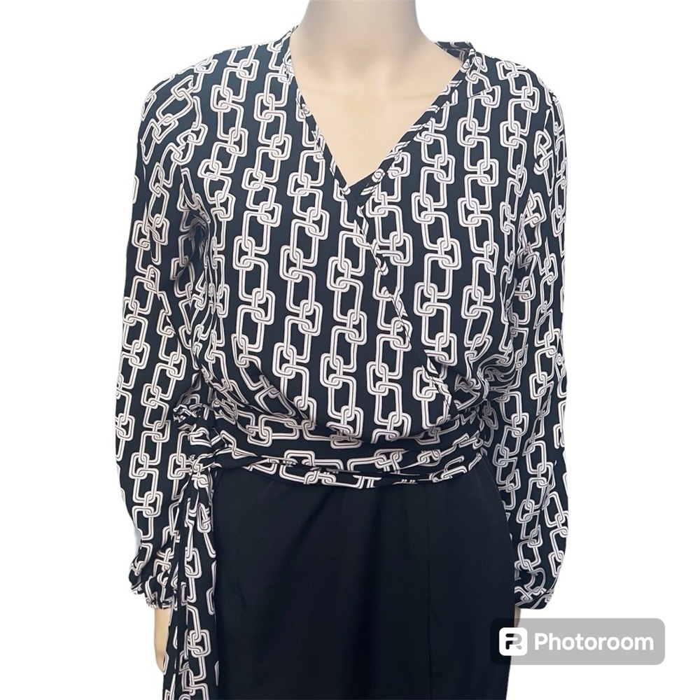 Fashion Nova Chain Print Long Sleeve Wraparound Blouse